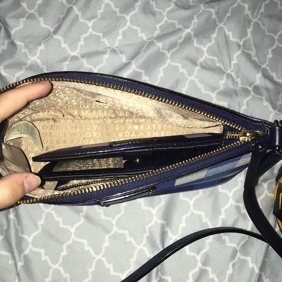 Kate Spade Crossbody Purse and matching Wallet - Picture 5 of 5